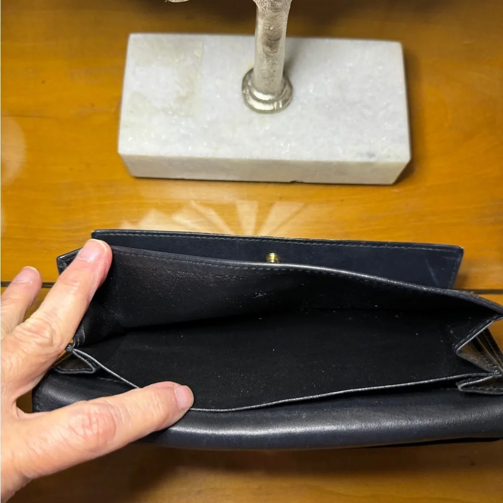 Authentic GUCCI 203550/GG Canvas  Heart Motif Long Wallet Canvas Leather… - Picture 12 of 15